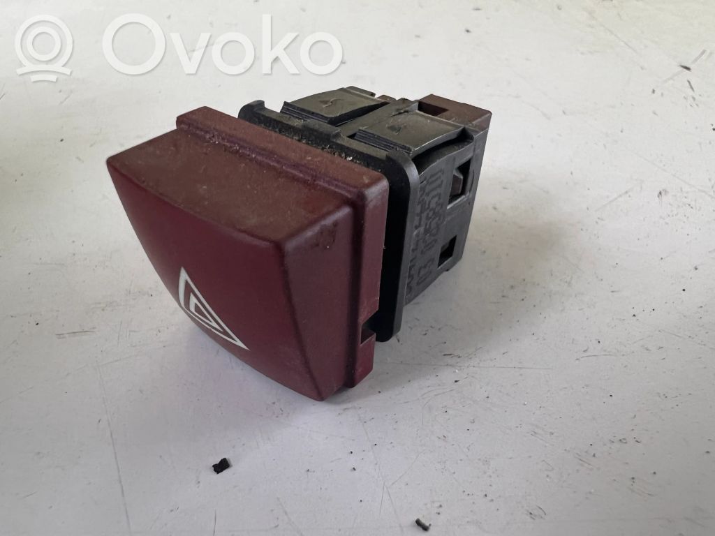 Peugeot 207 Hazard light switch 
