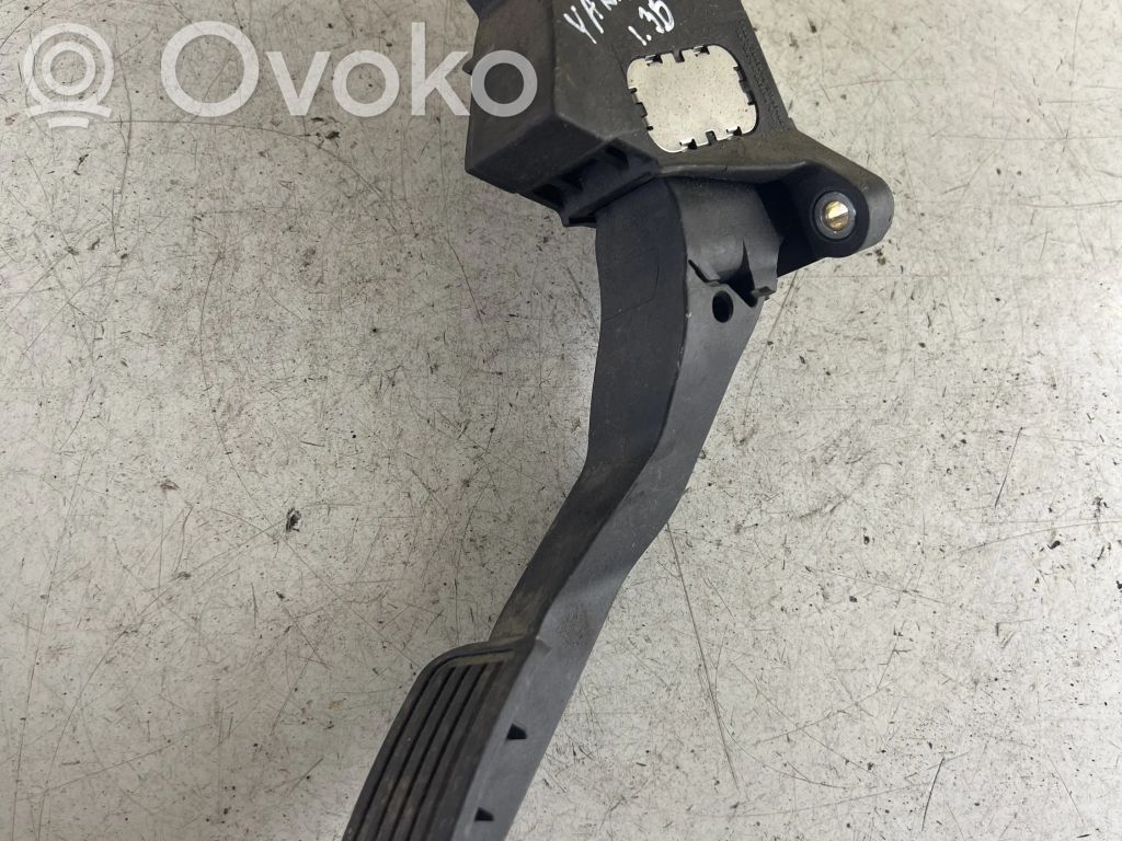 Toyota Yaris Kaasupoljin 