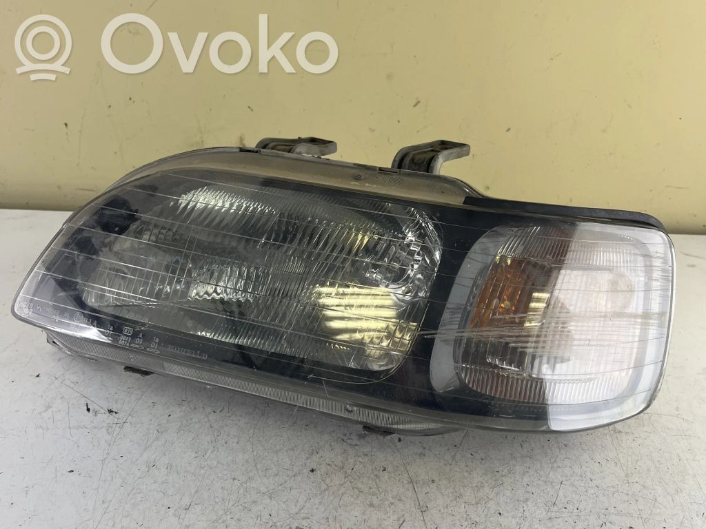 Honda CR-V Headlight/headlamp 