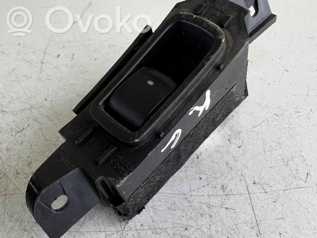 Subaru Outback Electric window control switch 