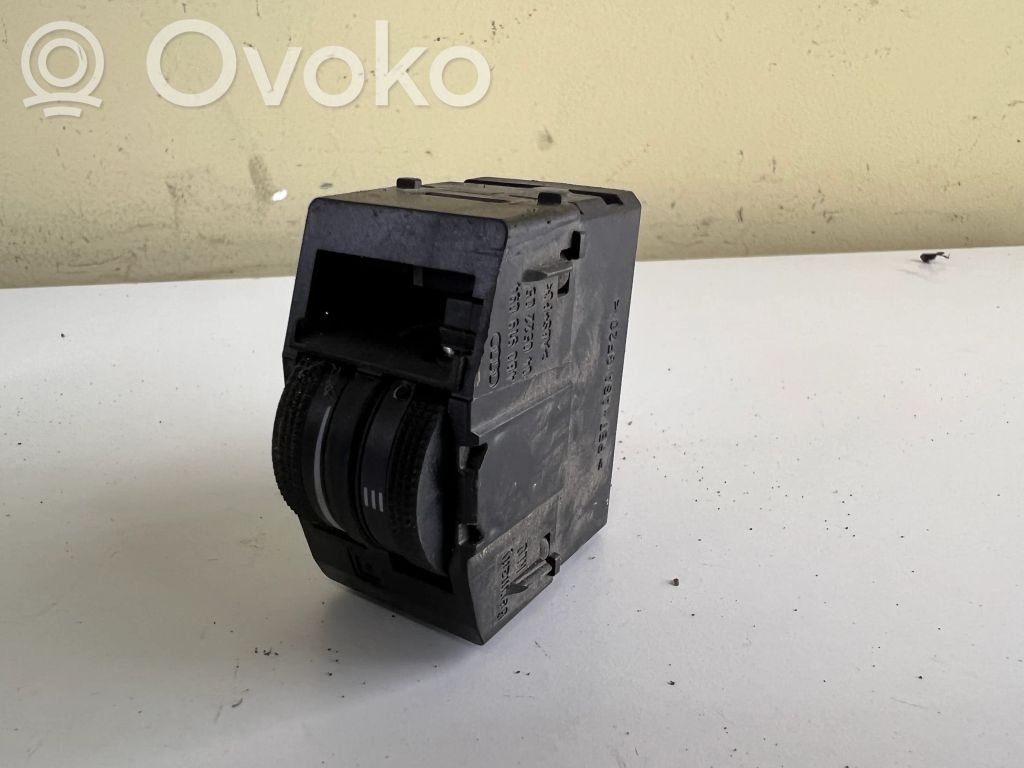Audi A6 S6 C5 4B Headlight level height control switch 