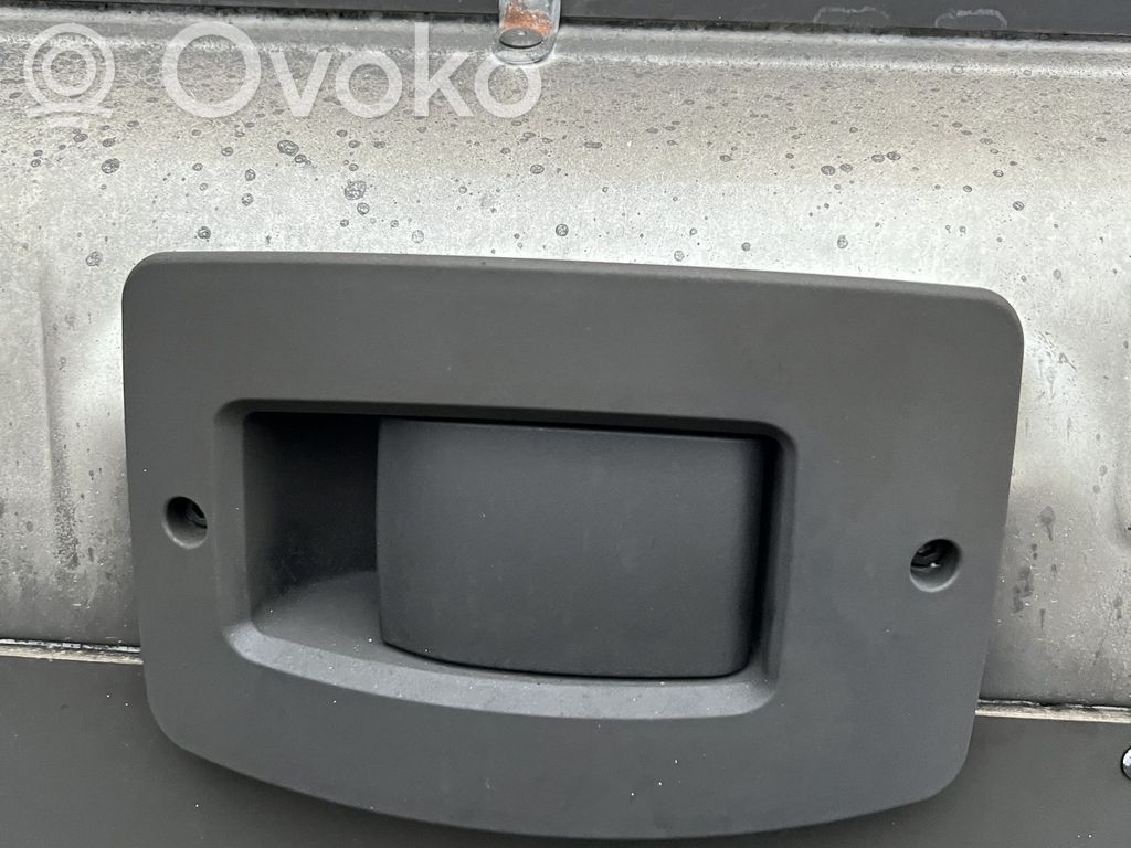 Loading door interior handle