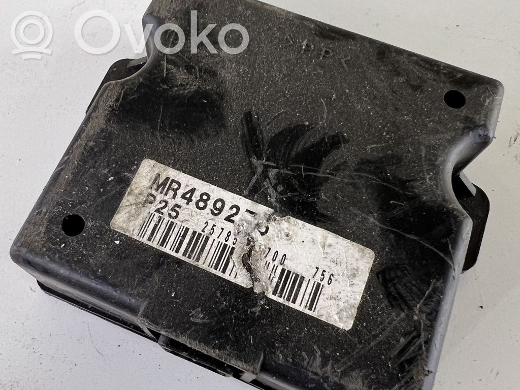 Mitsubishi Pajero Sonstige Steuergeräte / Module 