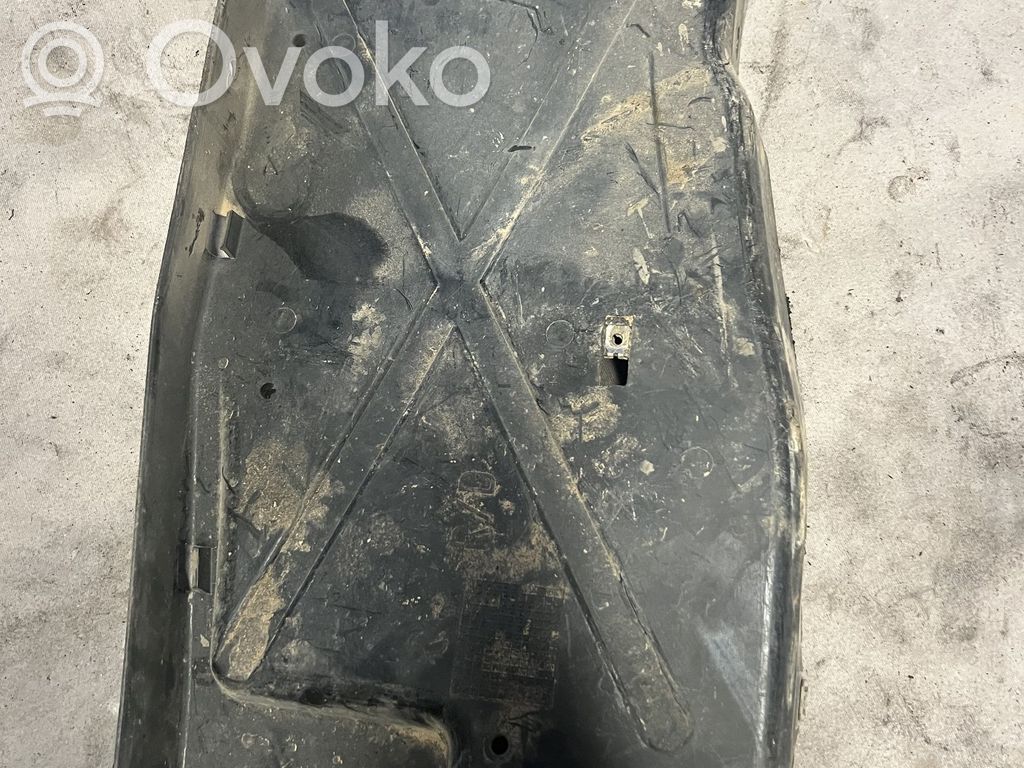 Renault Trafic II (X83) Engine splash shield/under tray 