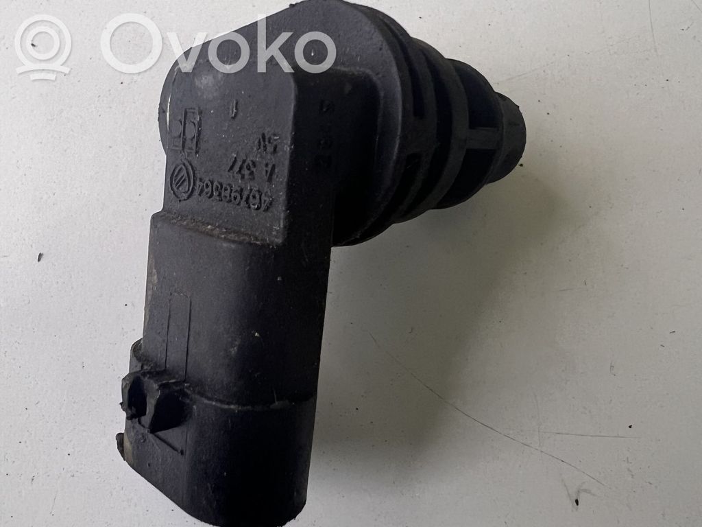 Opel Astra H Camshaft position sensor 