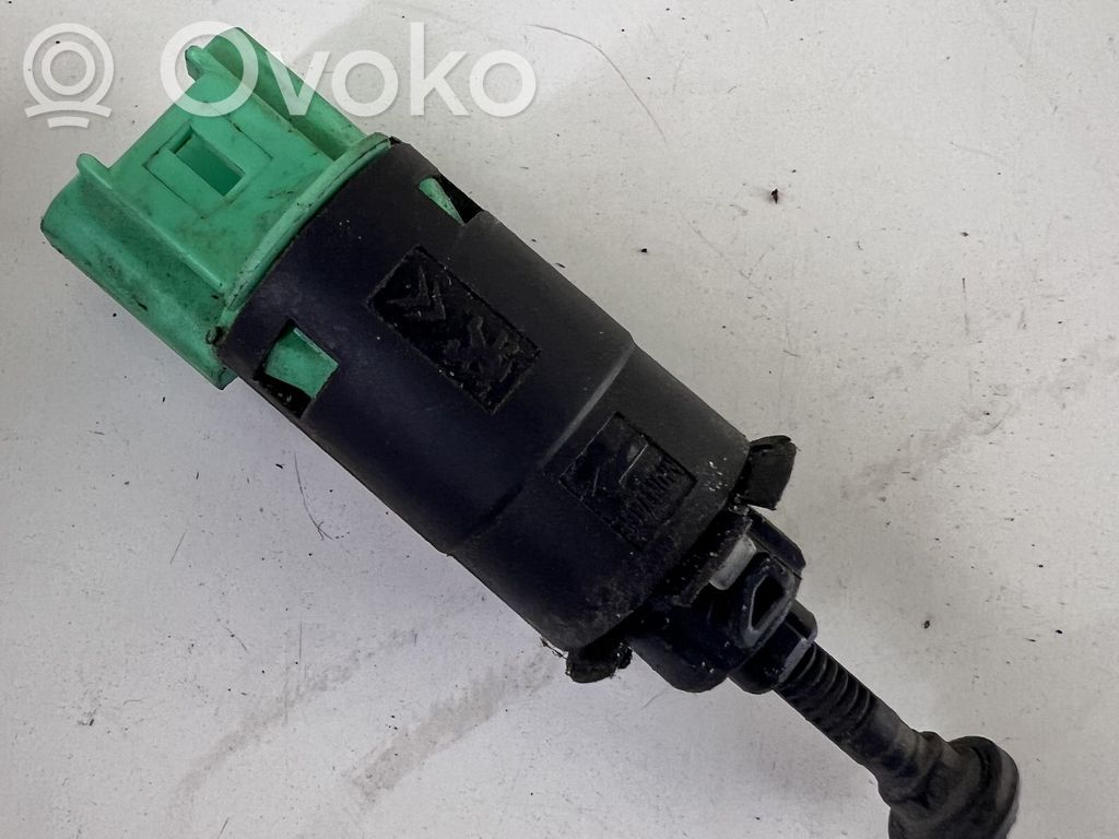 Citroen C4 I Interruptor sensor del pedal de freno 