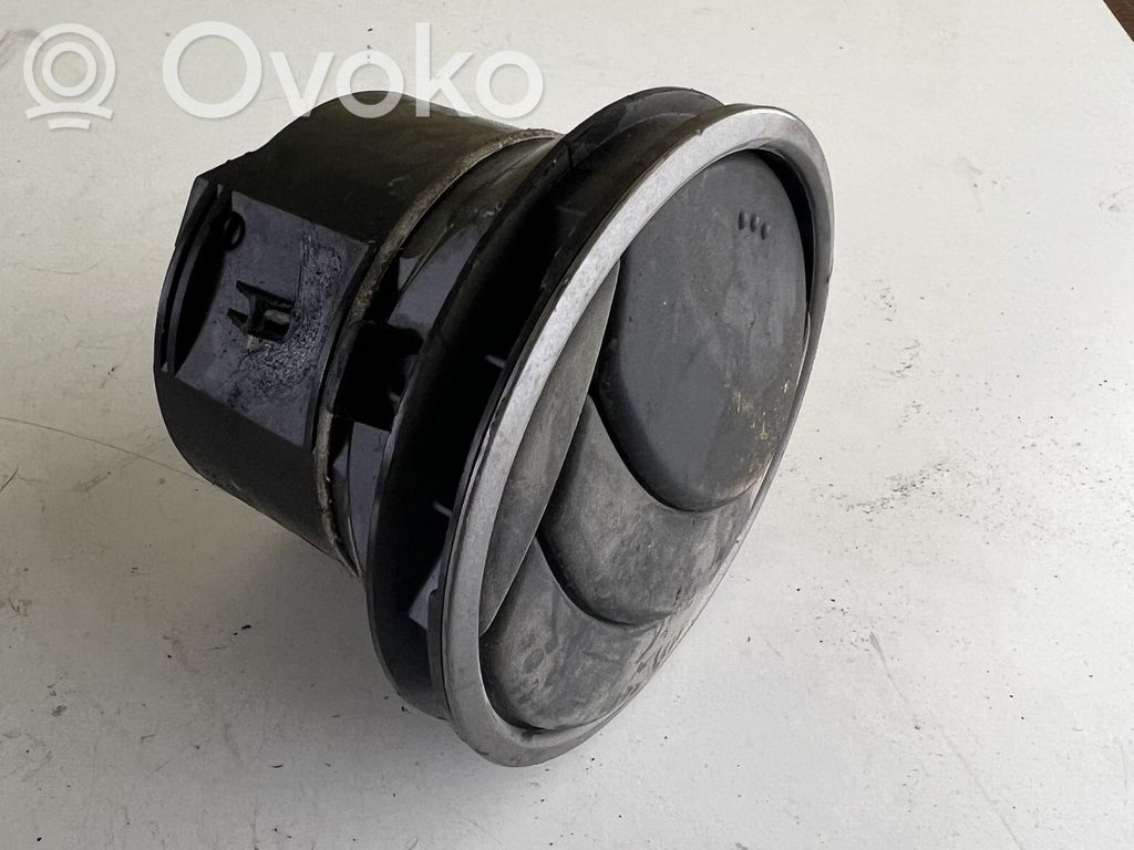Mazda 6 Šoninės oro grotelės 
