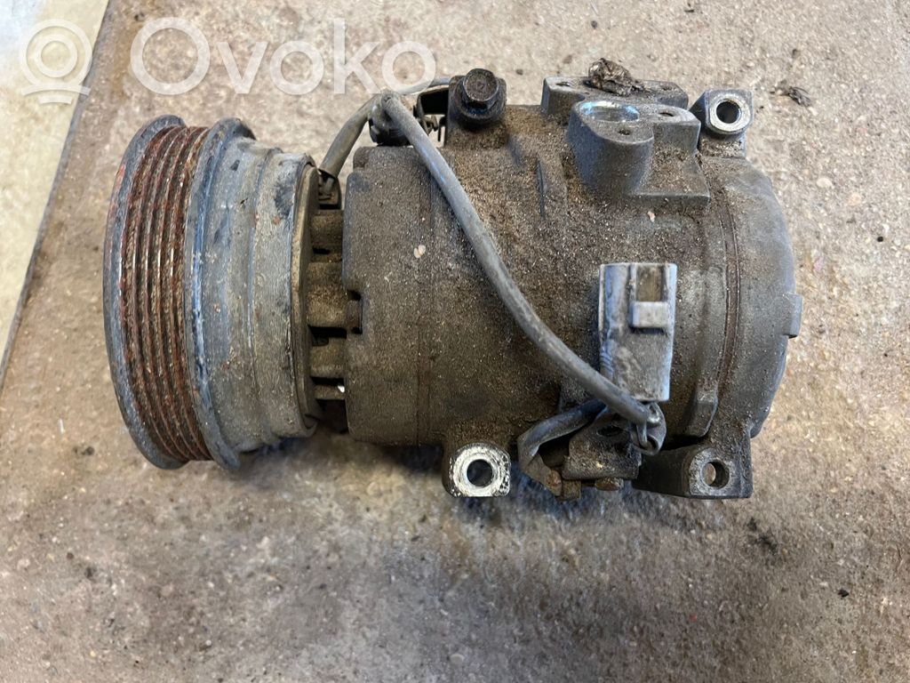 Toyota Avensis T220 Air conditioning (A/C) compressor (pump) 