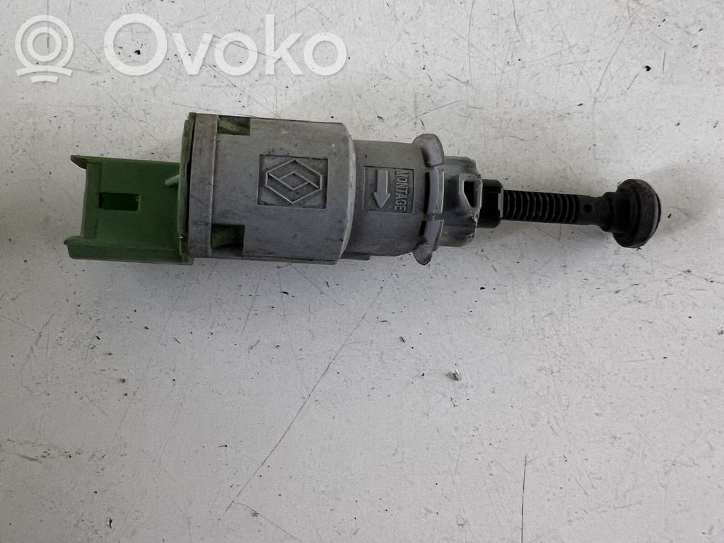 Renault Laguna II Brake pedal sensor switch 