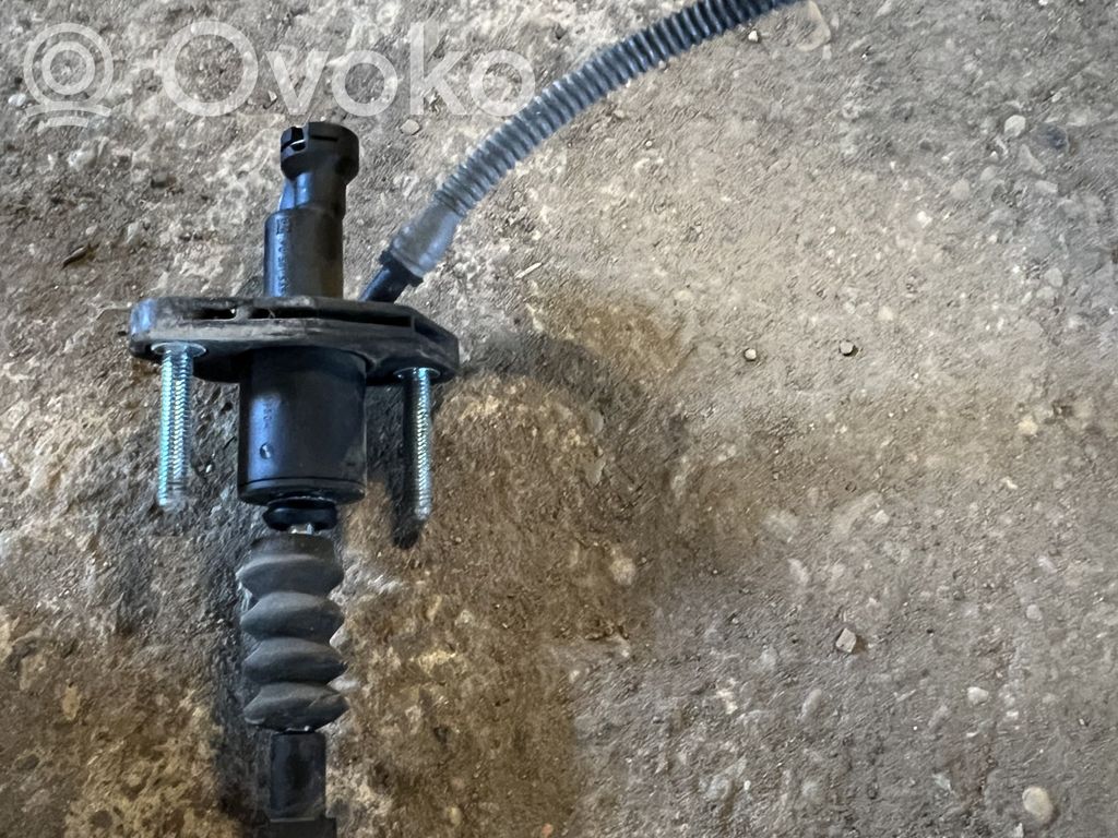 Opel Meriva A Kytkimen pääsylinteri 
