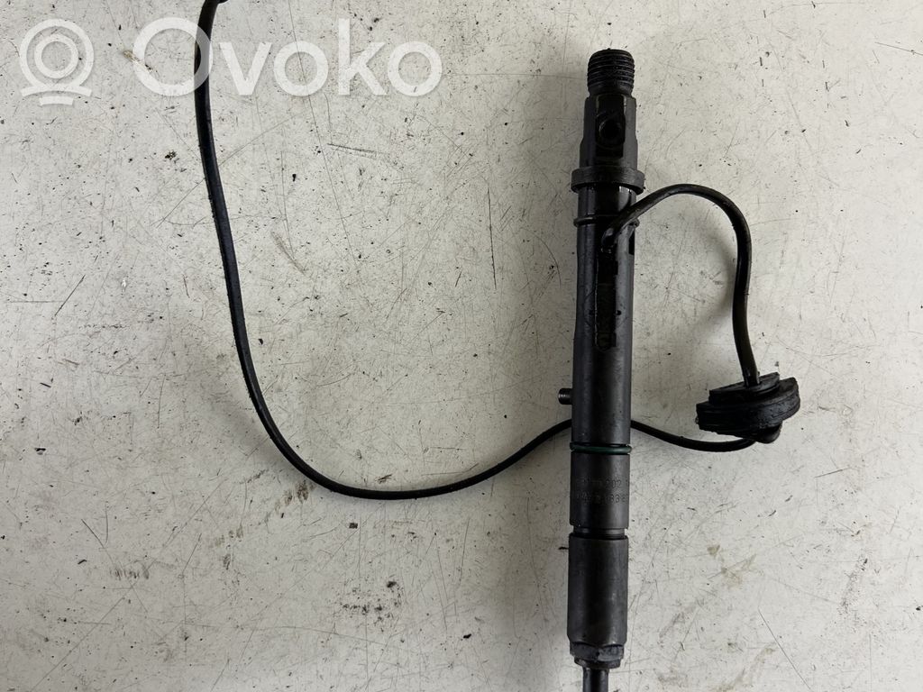Audi A6 S6 C5 4B Inyector de combustible 