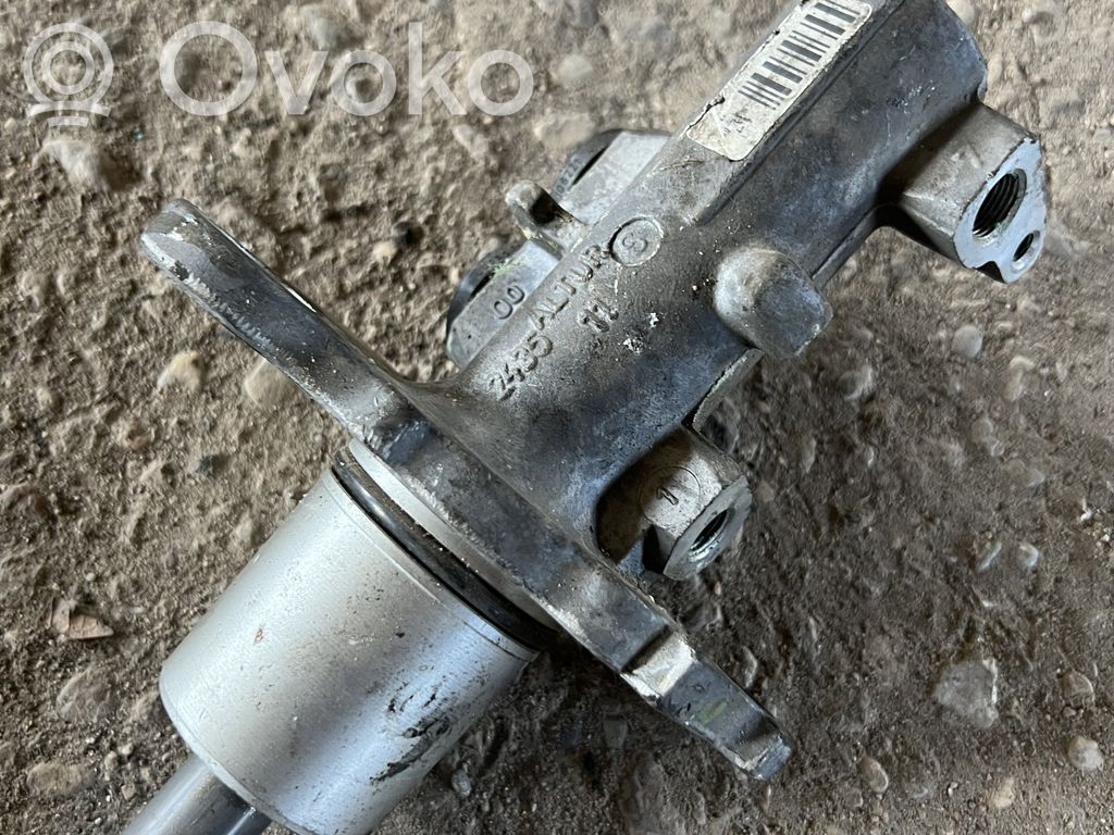 Audi A4 S4 B6 8E 8H Pagrindinis stabdžių cilindriukas 