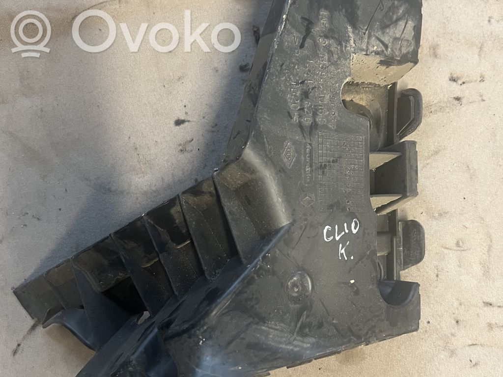 Renault Clio III Takapuskurin kannake 