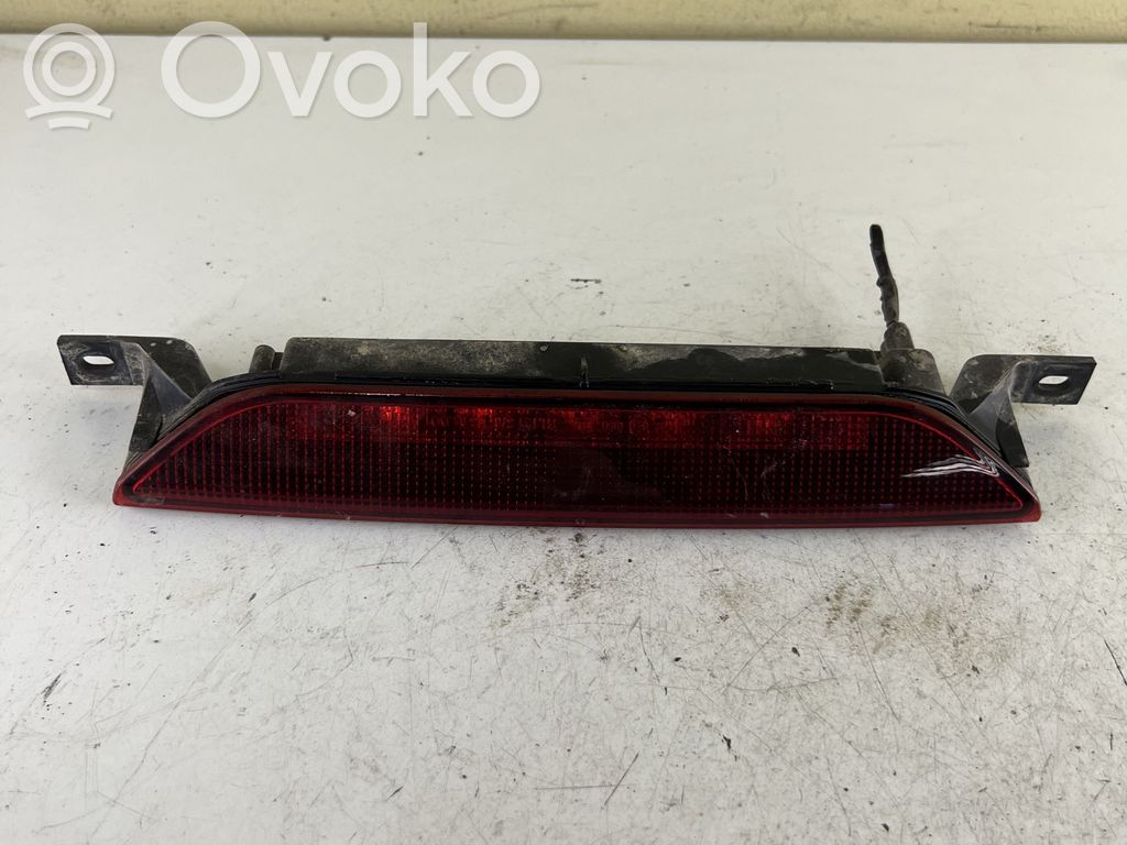 Dodge Caliber Third/center stoplight 