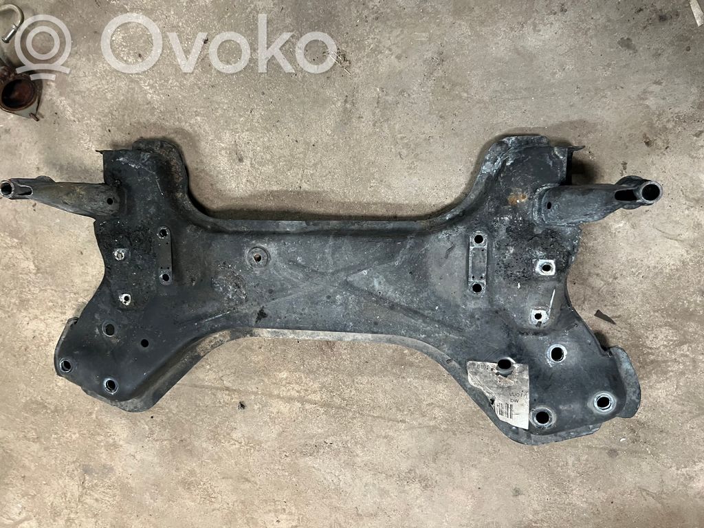 Peugeot Boxer Priekinis traversas 