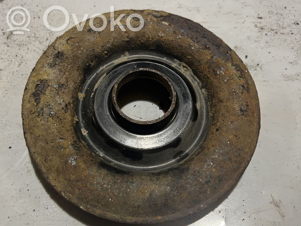 Coil spring mount