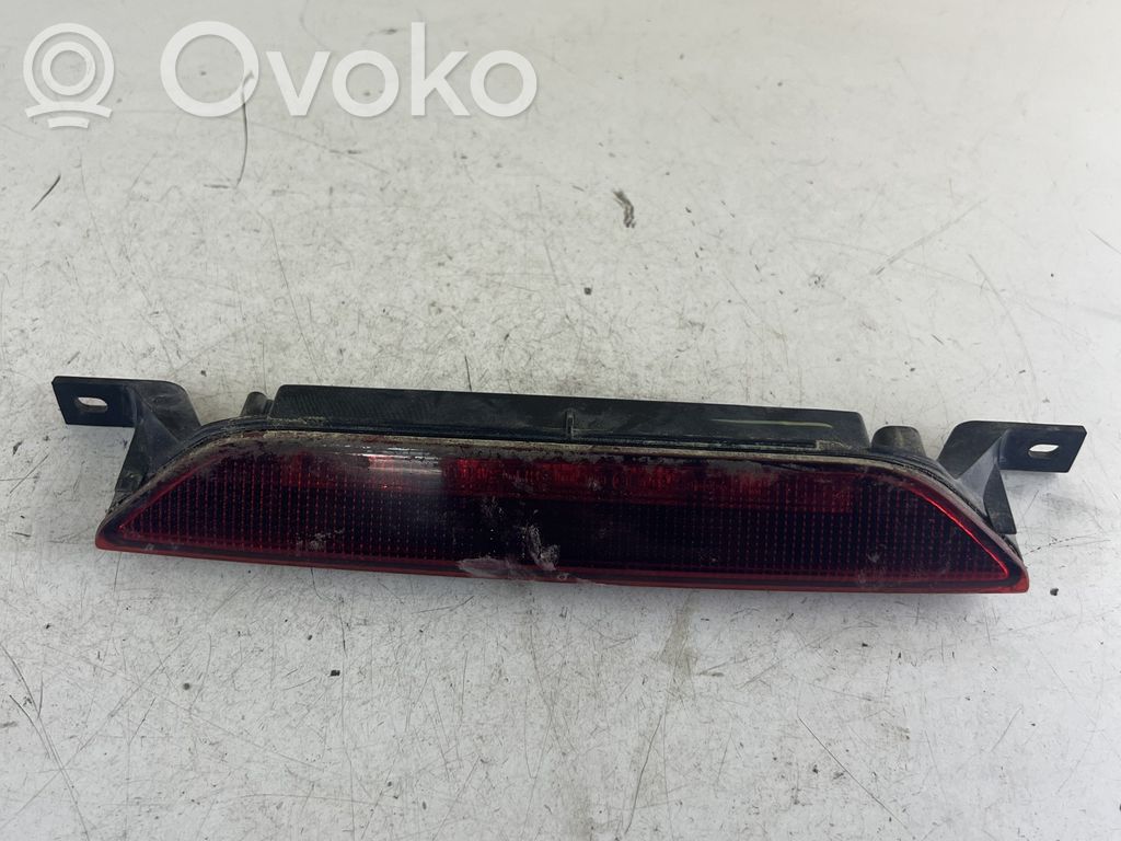 Jeep Compass Third/center stoplight 