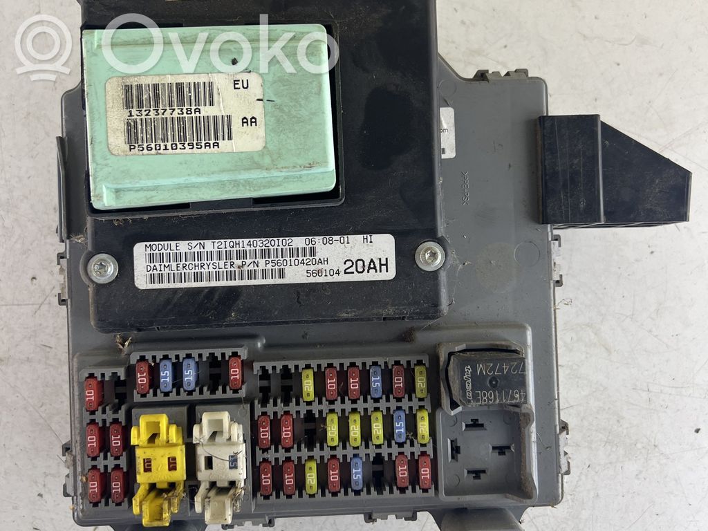 Jeep Cherokee III KJ Fuse module 