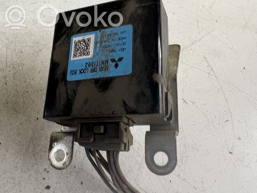 Mitsubishi L200 Other control units/modules 