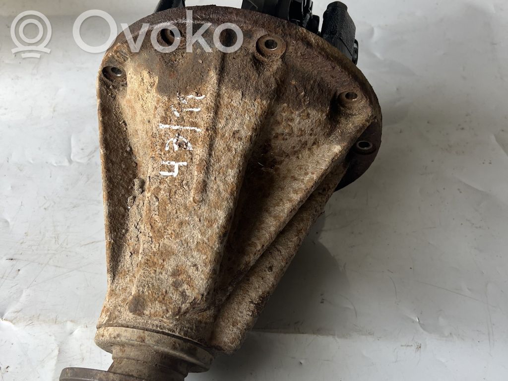 Toyota Land Cruiser (J120) Rear differential 