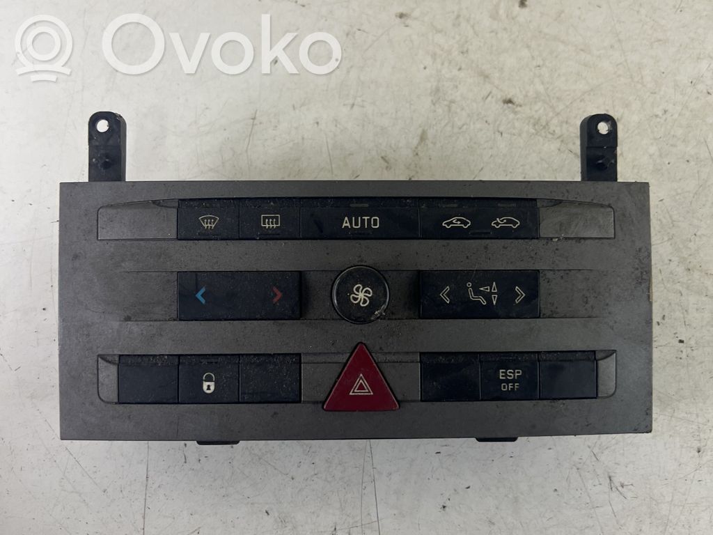 Peugeot 407 Climate control unit 