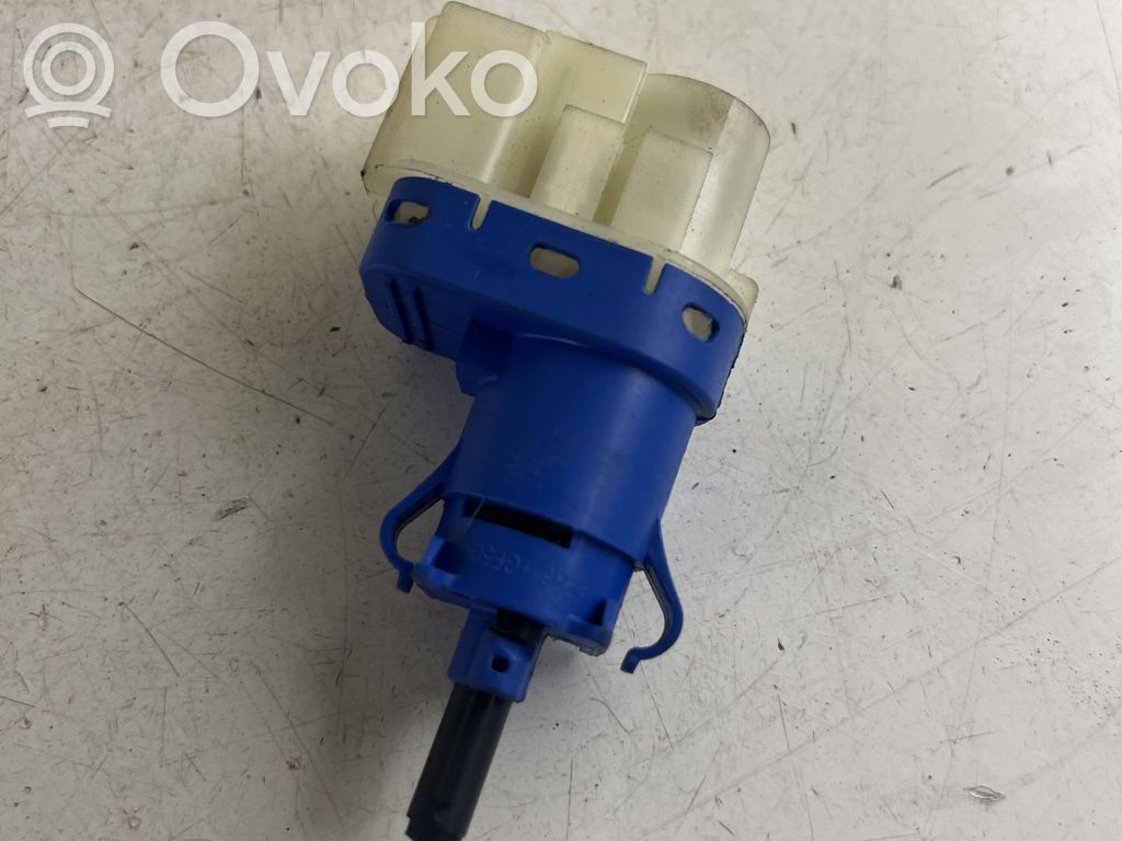 Jeep Cherokee Brake pedal sensor switch 