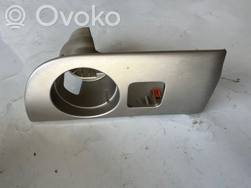 Dodge Durango III Dashboard glove box trim 
