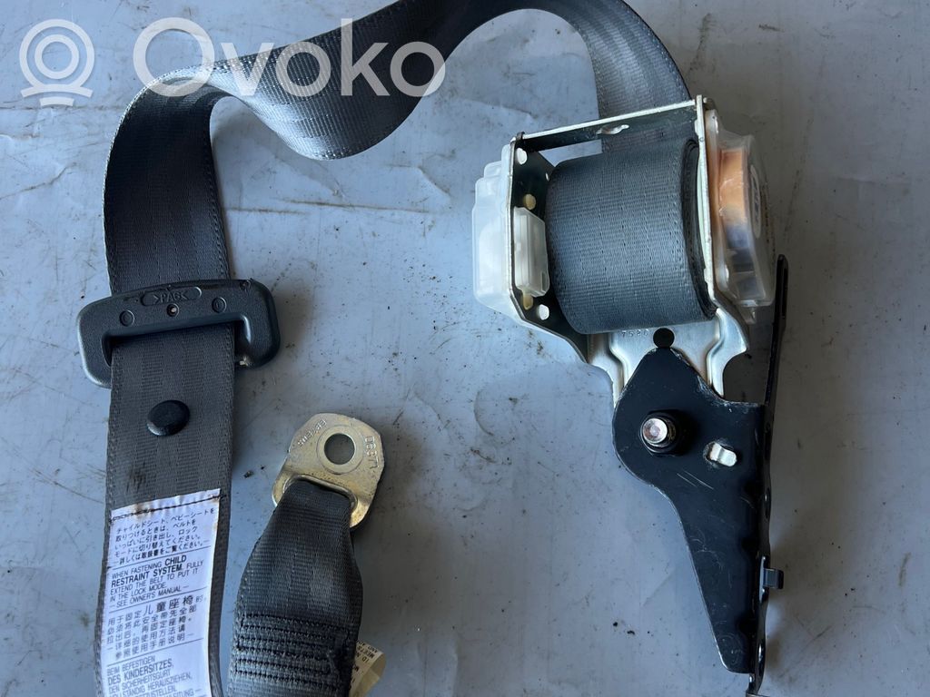 Toyota Prius (NHW20) Cinturón trasero 