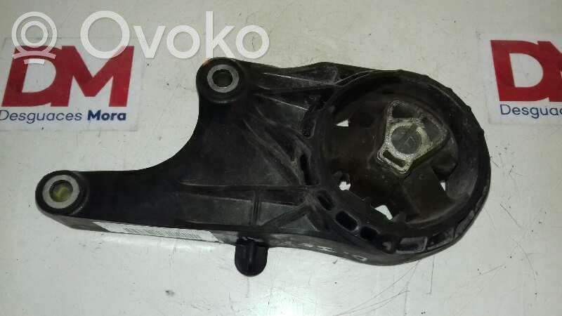 Engine mount bracket