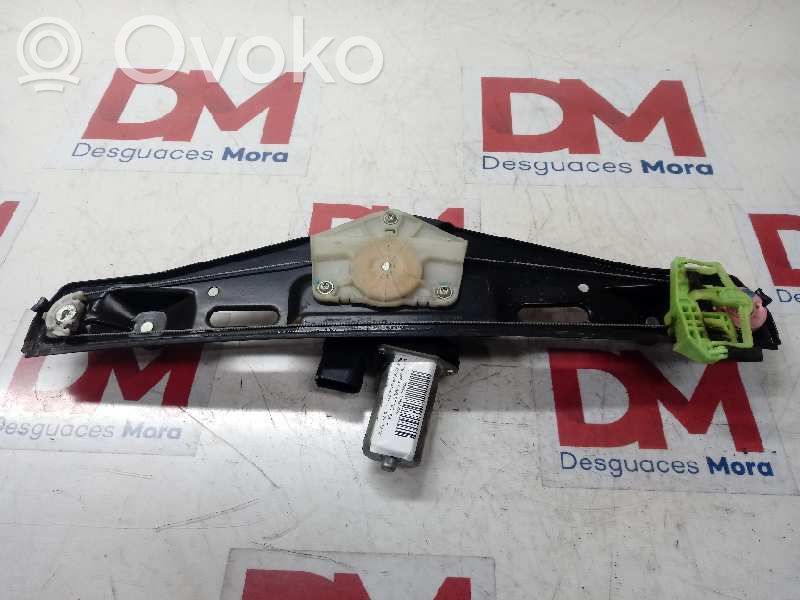 Mecanismo para subir la puerta trasera sin motor   PEGATINABORRADA