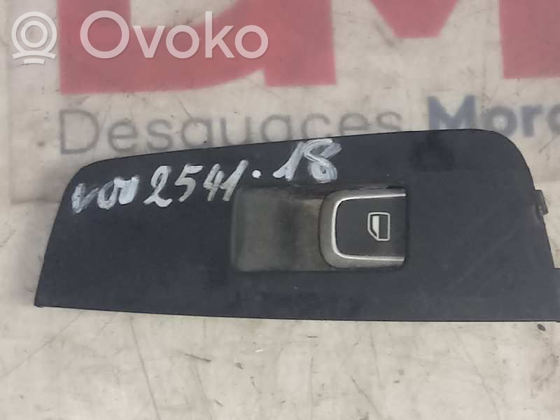 Audi A1 Electric window control switch 