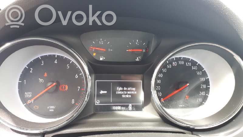 Opel Astra K Nopeusmittari (mittaristo) 