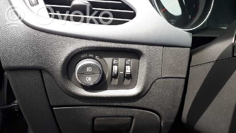 Opel Astra K Interruptor de control del panel de luces 
