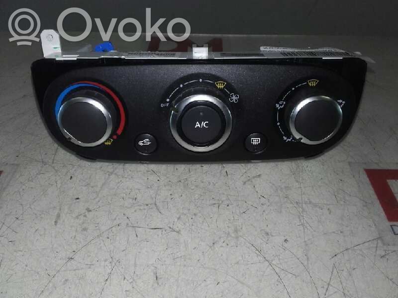 Renault Clio IV Air conditioner control unit module 