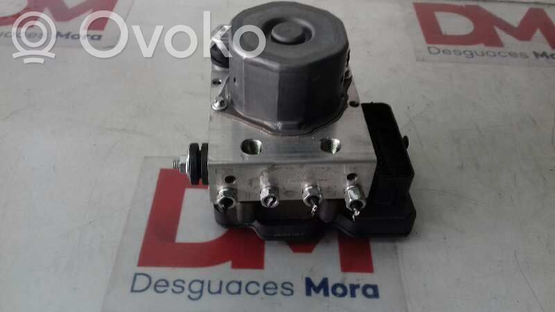 Nissan Micra C+C Pompa ABS 