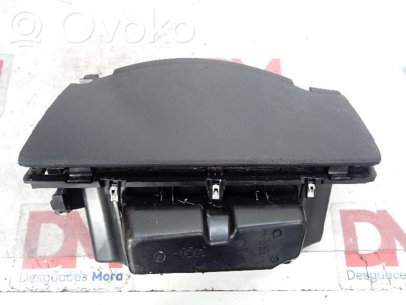Citroen Berlingo Daiktadėžė 