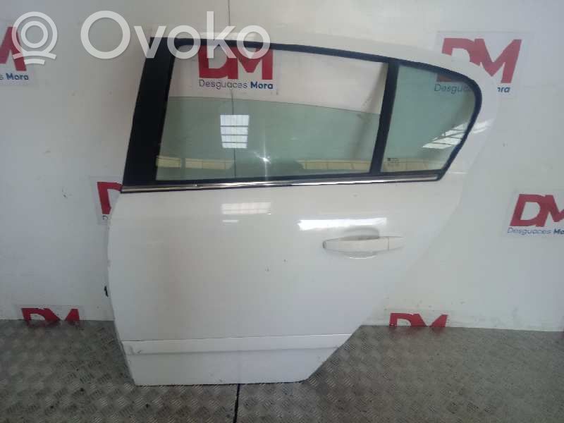 Puerta trasera   13162876