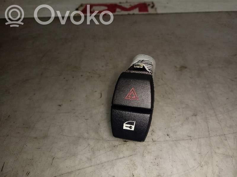 BMW X3 F25 Comutator lumini pericol