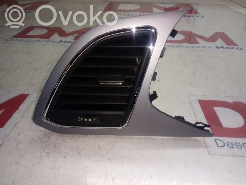 Seat Leon IV Luftausströmer Lüftungsdüse Luftdüse frontscheibe 