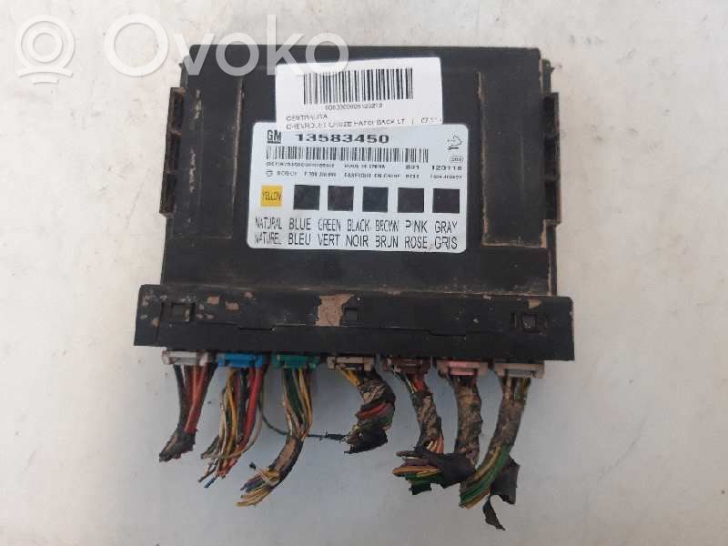 Unidad de control/módulo del motor   13583450