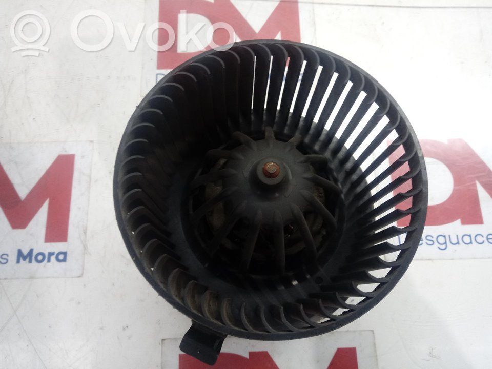 Dacia Sandero Mazā radiatora ventilators 