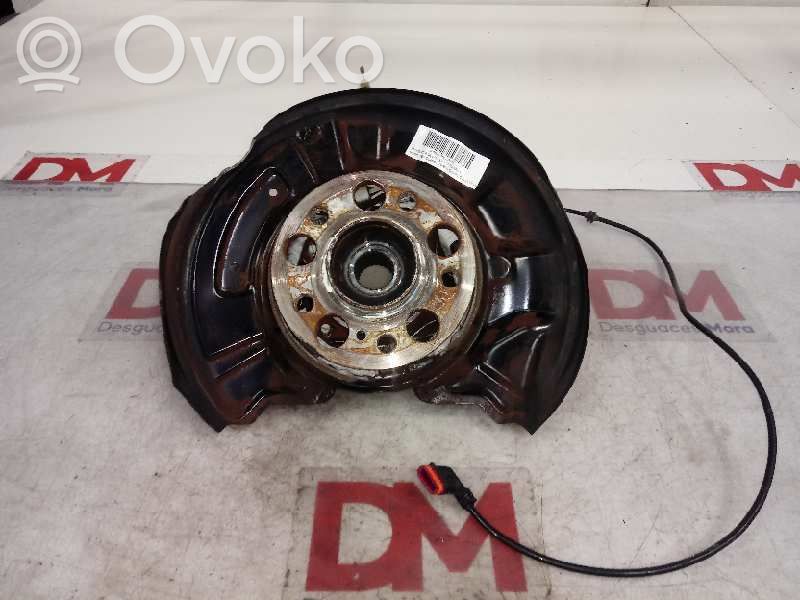 Mercedes-Benz CLK AMG A208 C208 Achsschenkel vorne 