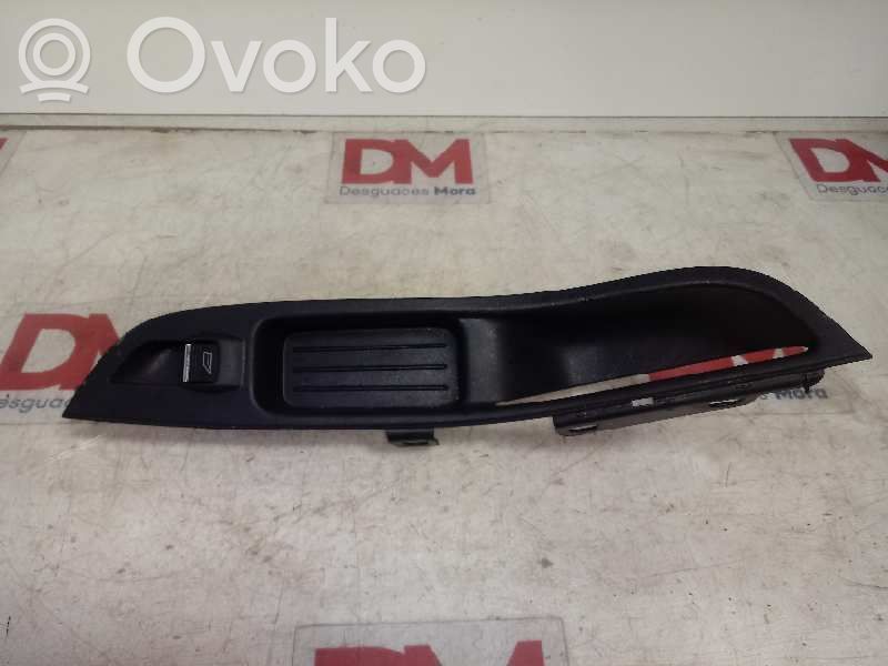 Interruptor del elevalunas eléctrico   BM5T14529AA