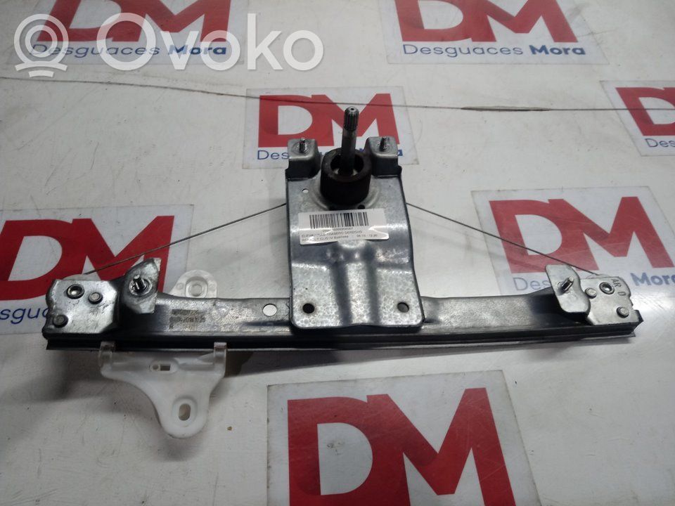 Regulador de puerta trasera con motor