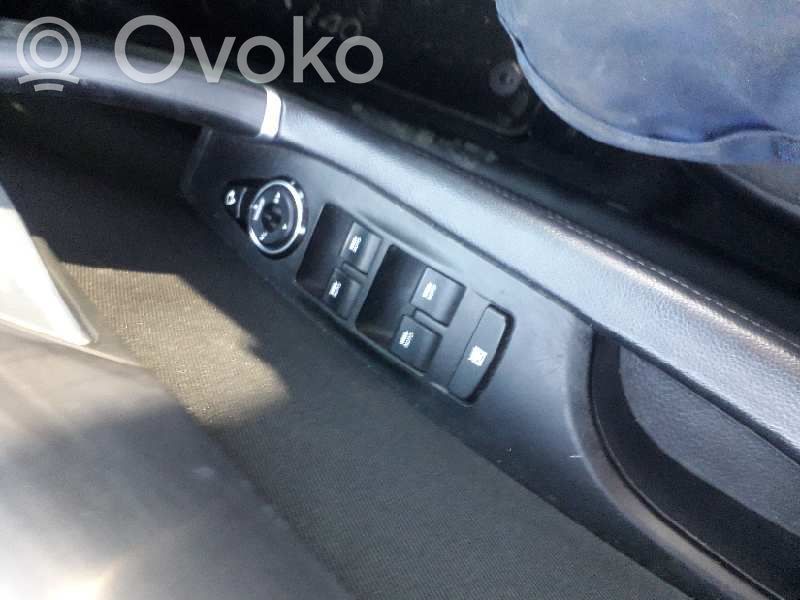 Interruptor del elevalunas eléctrico   935703Z000