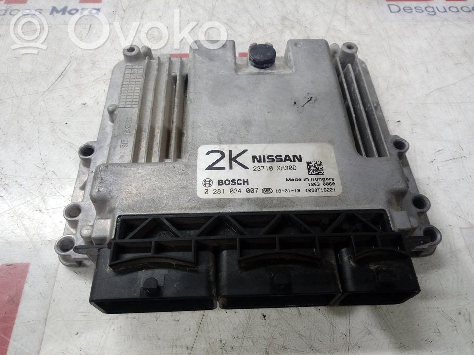 Nissan NV200 Engine control unit/module 