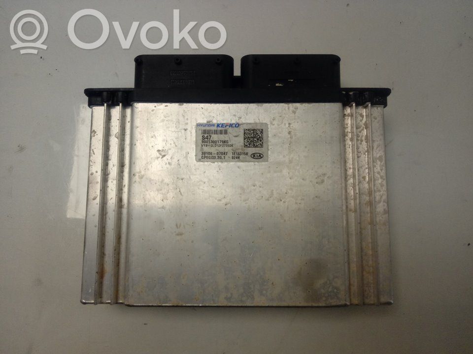 KIA Stonic Engine control unit/module 