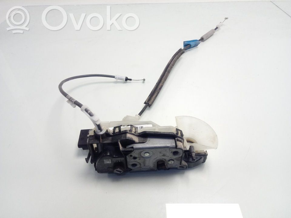 Etuoven lukko