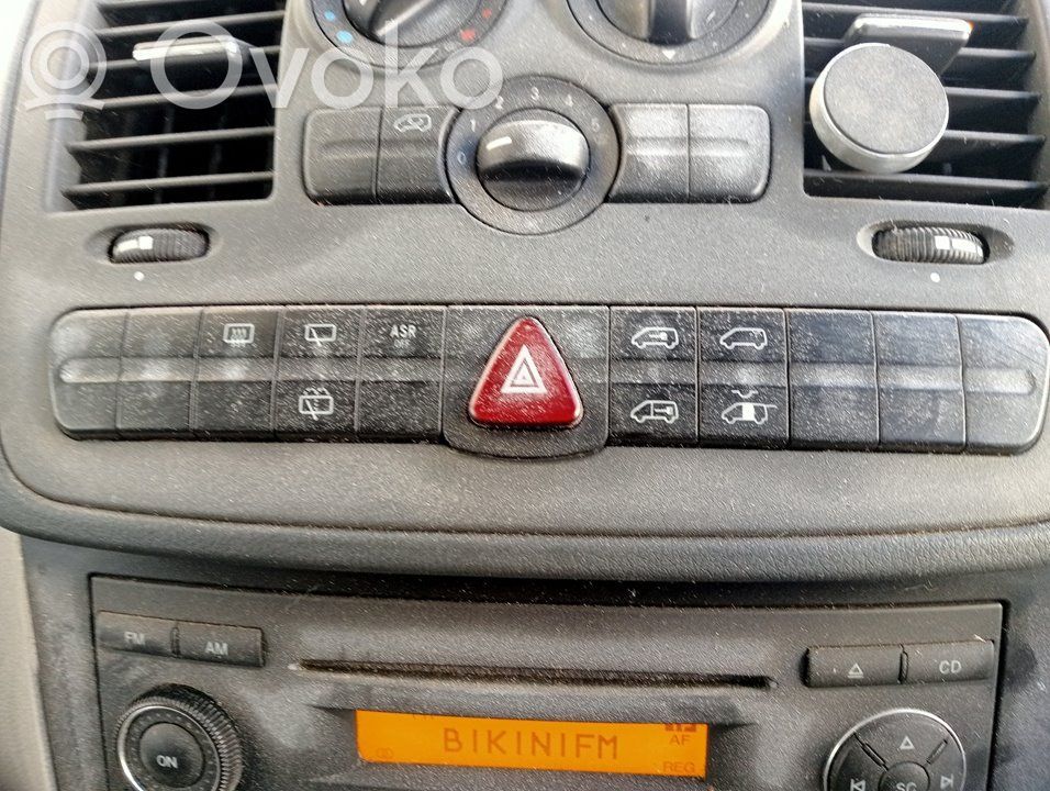 Mercedes-Benz Vito Viano W639 Comutator lumini pericol 