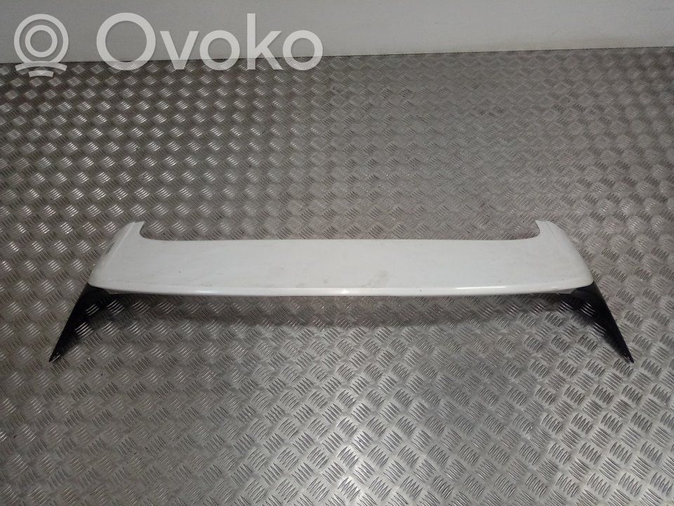 Spoiler lunetă/portbagaj   KD5351961